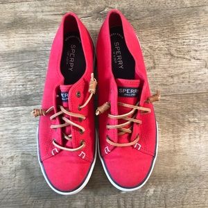 Sperry Sneakers